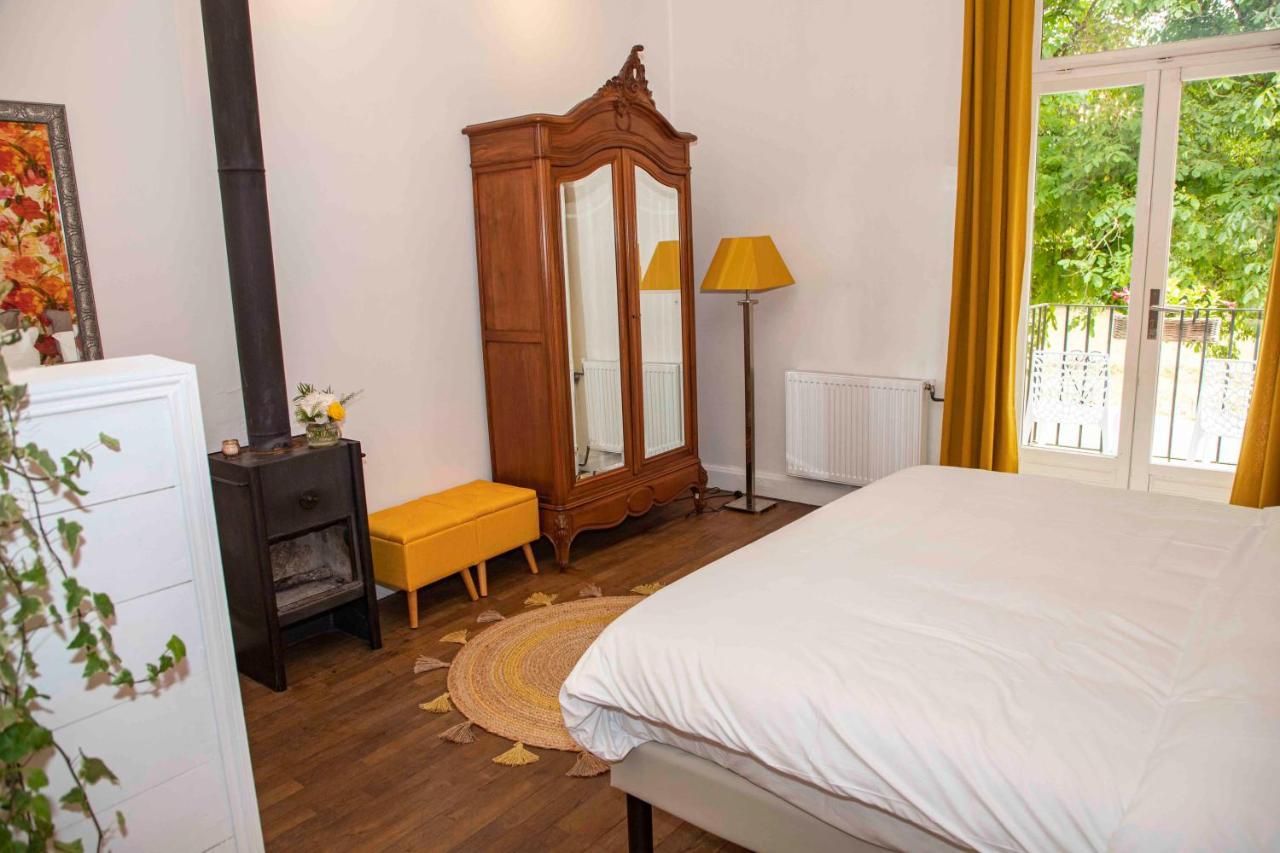 Les Suites De La Domaine Chateau De Fretoy Morlet 外观 照片